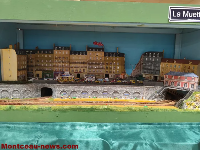 train-model-expo-21022658