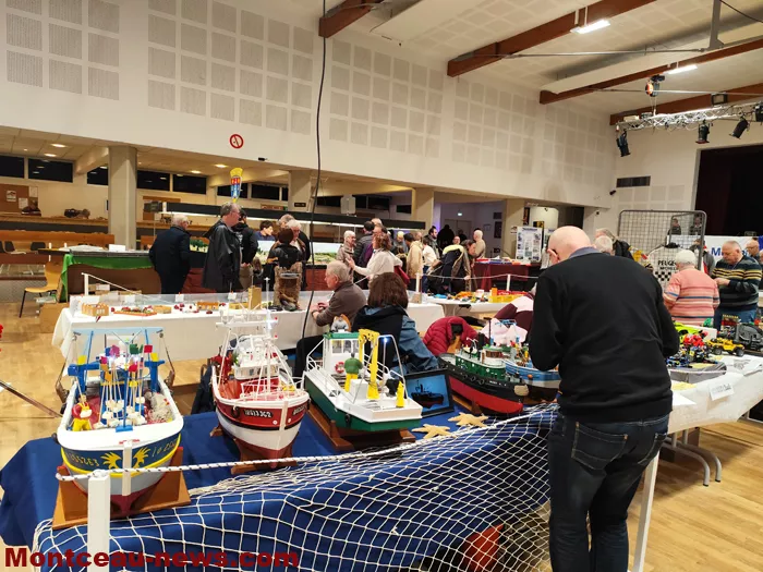 train-model-expo-21022663