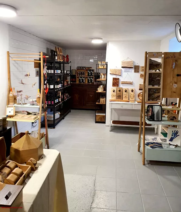 boutique-MT-st-vincent-2003263