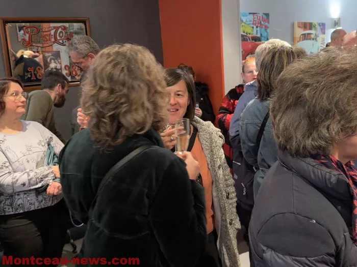 cafe-joly-louis-23032623