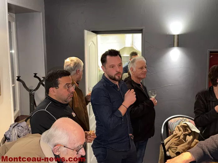 cafe-joly-louis-23032635