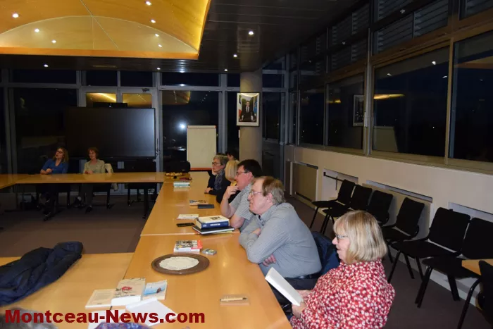 cafe-lecture-0603266