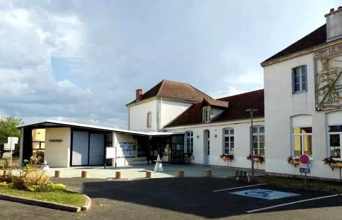 conseil-ciry-le-noble-0403263