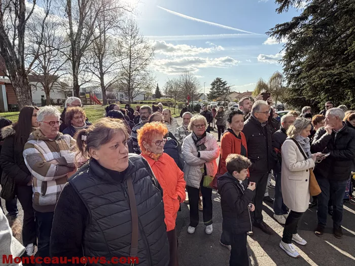 ecole-blanzy-fermeture-classe-28032626