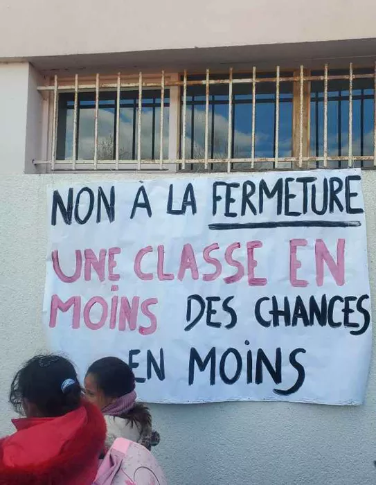 fermeture-classe-montceau-2803267