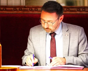 Face au fléau du loup