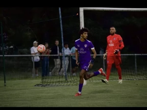 foot-yanis-1805262