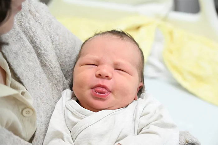 bebe-dastan-09062627