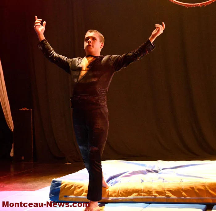 circus-galla-07062625