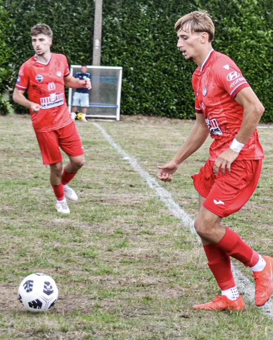 foot-yanis-2506261
