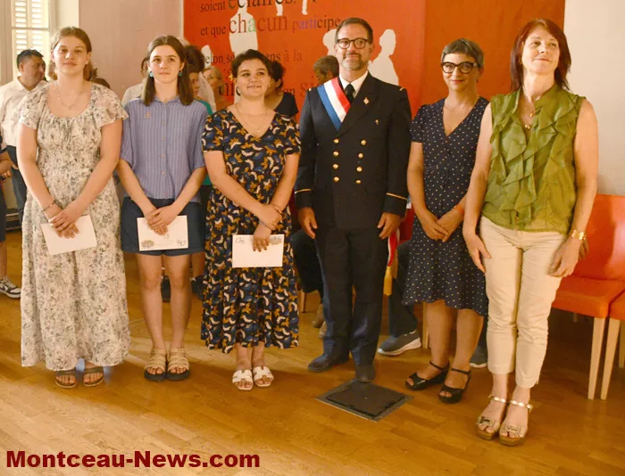 lyceen-honneurs-19062611