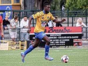 foot-yanis-1707261