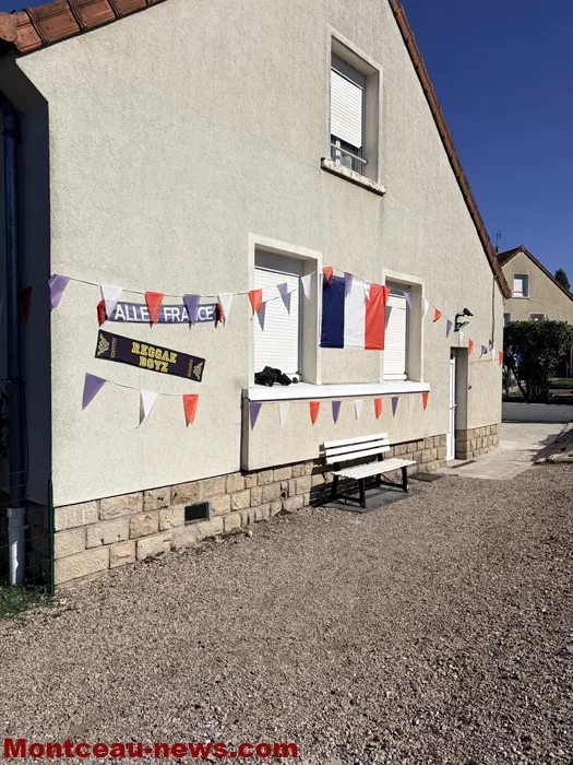 maison fleuris-09072651