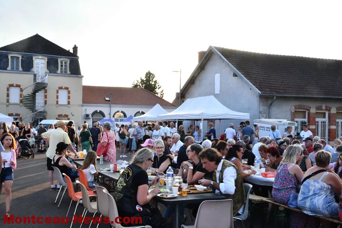 marche-nocturne-19072633