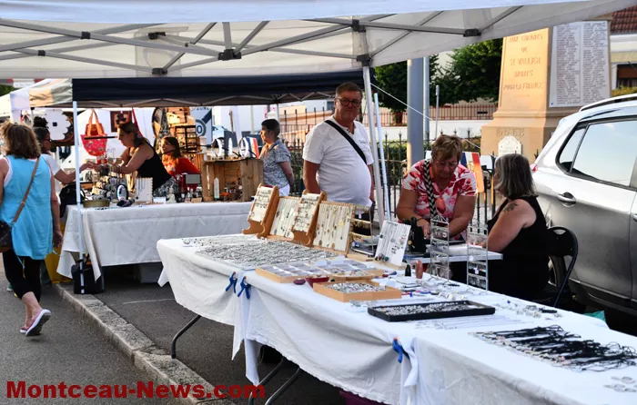 marche-nocturne-19072656