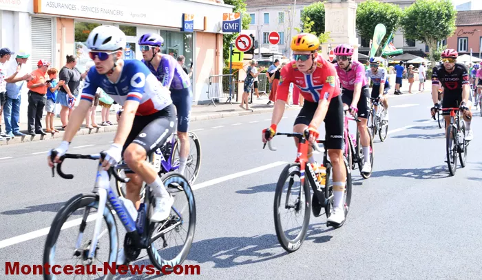 tour-course-17072642