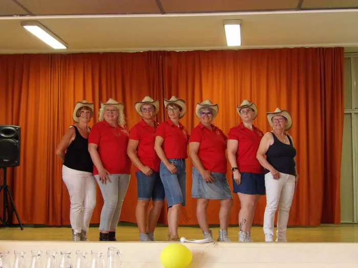 country-2608262