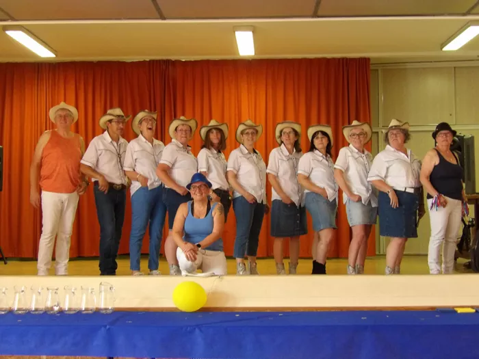 country-2608263