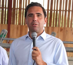 Fête de rentrée de Charles Landre à Écuisses