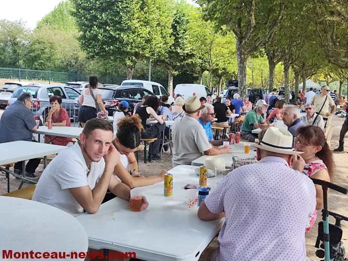 pcf-vide-grenier-17082660