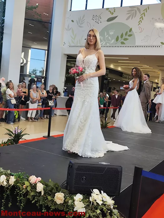 defilee-salon-mariage-26092673