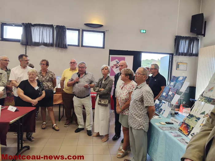 salon-livres-perrecy-21092647