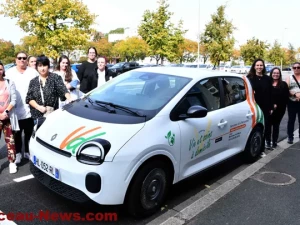 vehicule-soins-domicile-2709262