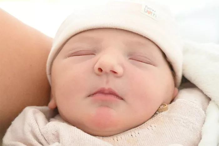 bebe-mae-2010266