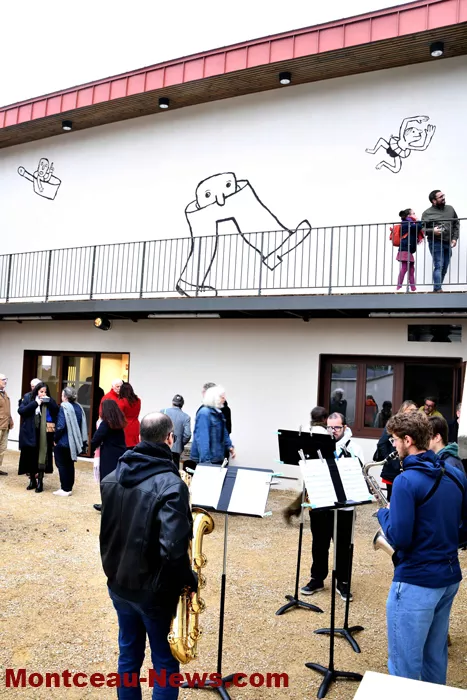 chat-pelee-blanzy-25102632