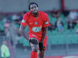 foot-yanis-1110261