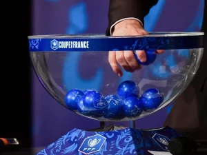 foot-yanis-2810263