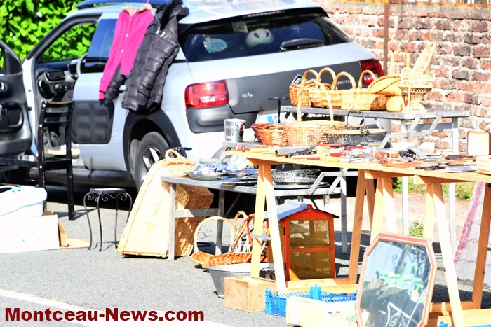 vide-grenier-st-vallier-0810266